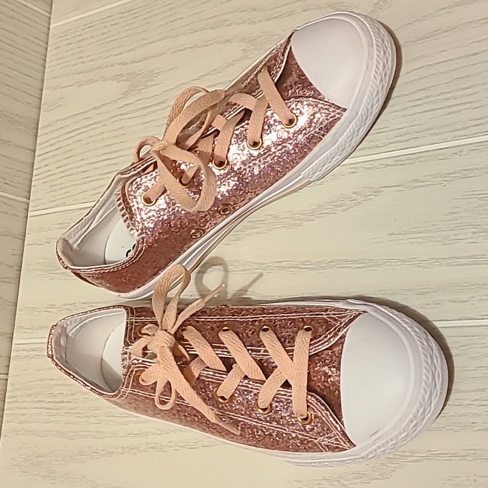 Girl's Converse Chuck Taylor Size 3